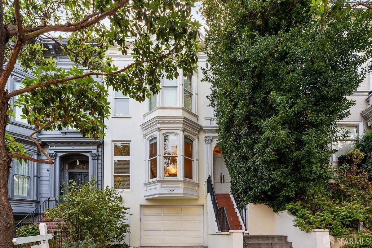 1705 Gough St