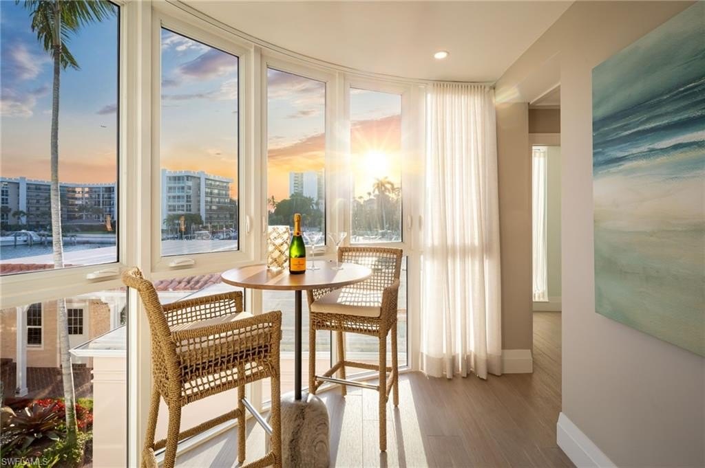 4000 Gulf Shore Blvd N Apt 400